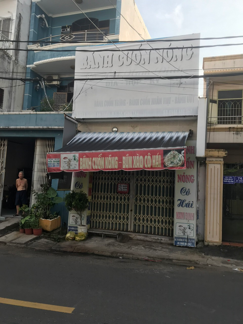 Bán nhà cấp mặt tiền đường Bà Triệu, phường 1.