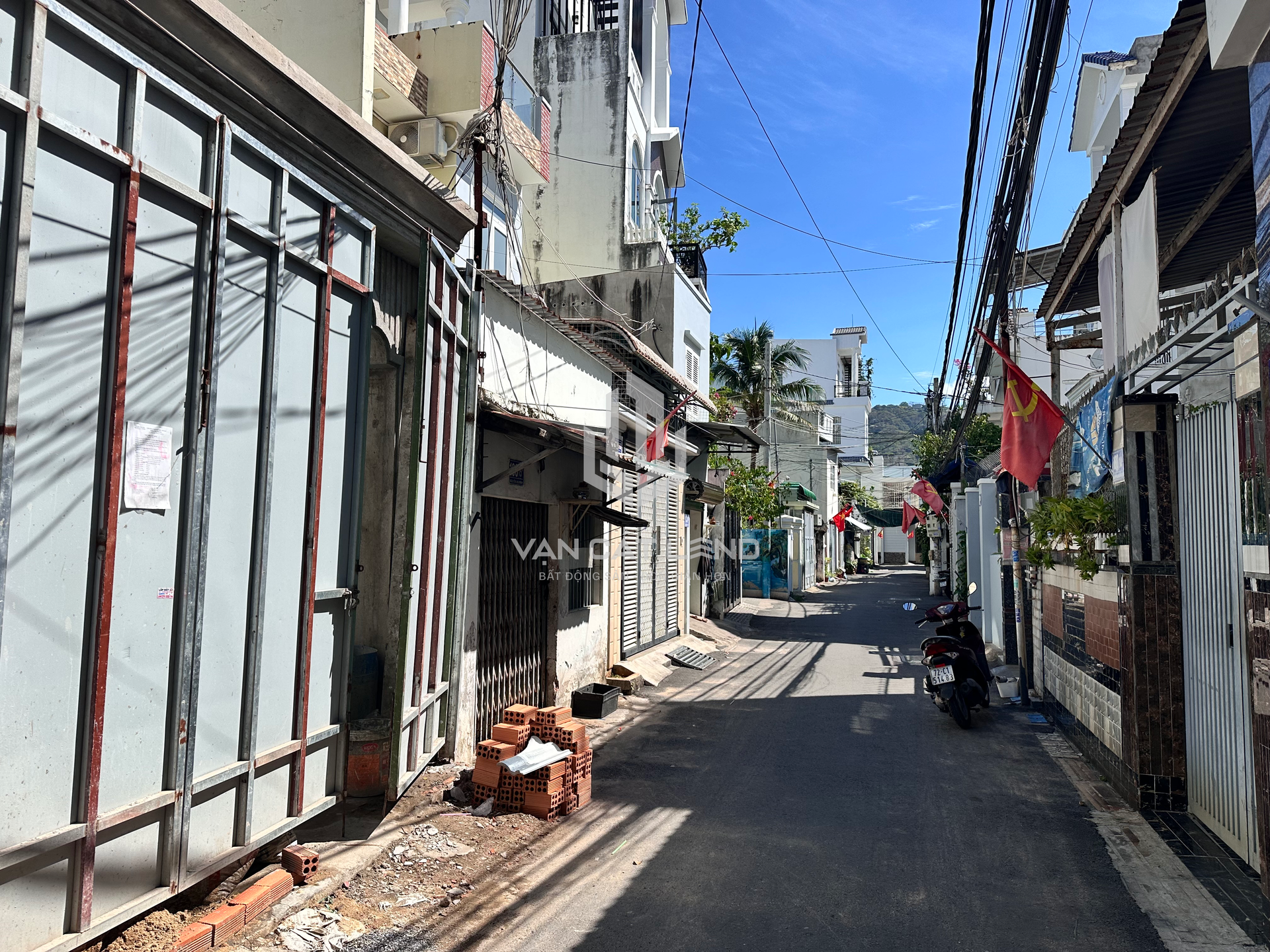 BÁN NHÀ HẺM Ô TÔ NGUYỄN AN NINH 165.3 M2 GIÁ 7.9 TỶ
